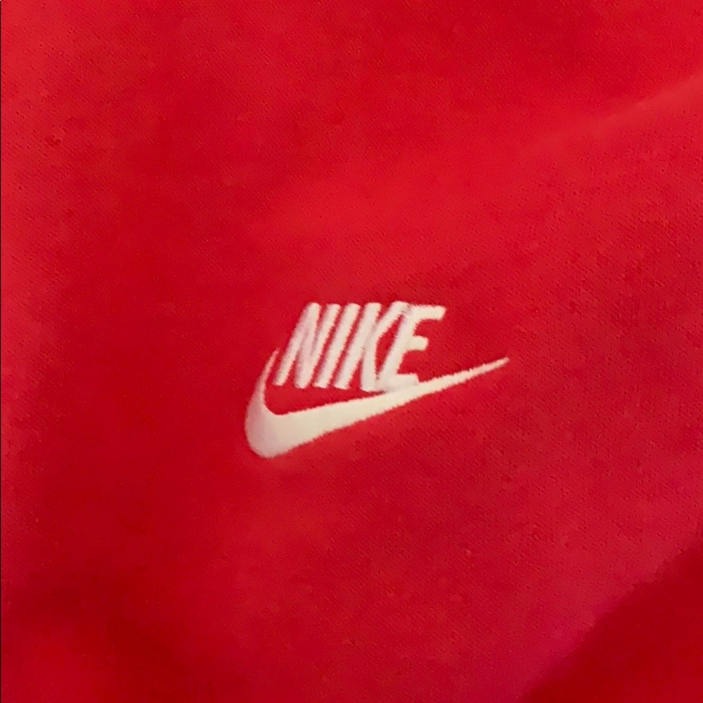 Nike jacket/hoodie - Picture 2 of 4